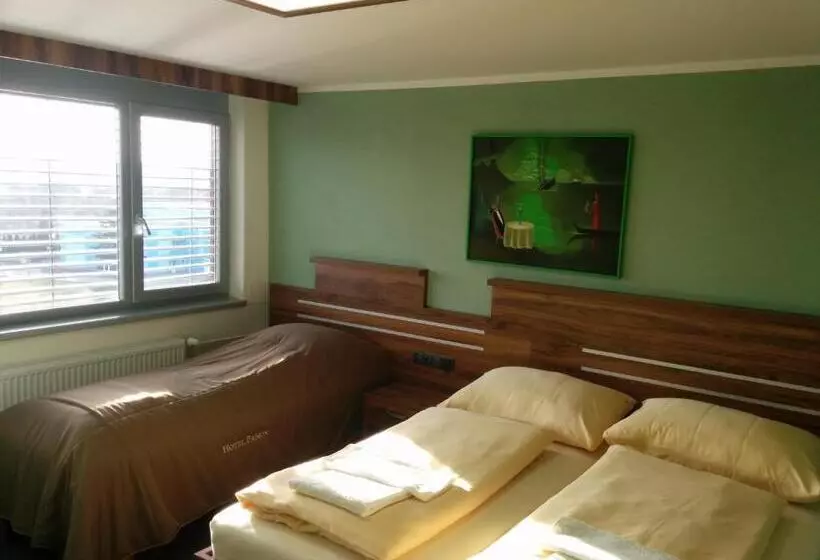 Standard Kolmen Hengen Huone, Panon