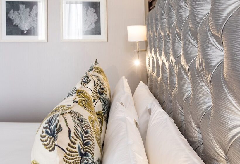 스탠다드 룸 더블 침대, Premier Hotel Cape Town