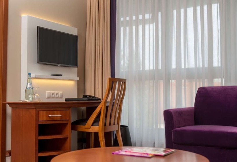 Люкс 2 Спальни, Radisson Blu Park Hotel & Conference Centre