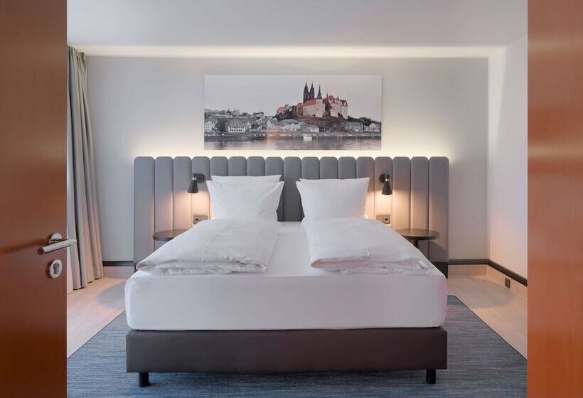 Люкс 2 Спальни, Radisson Blu Park Hotel & Conference Centre