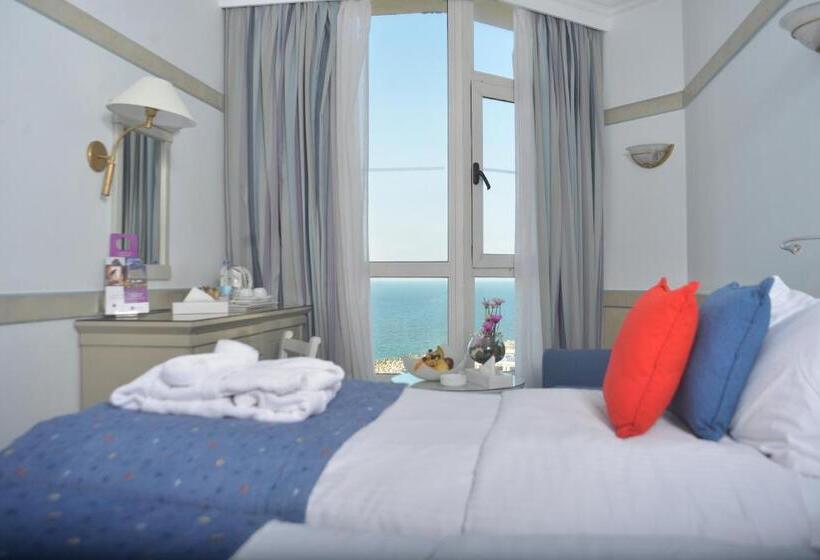 اتاق استاندارد با چشم‌انداز, Romance Alexandria
