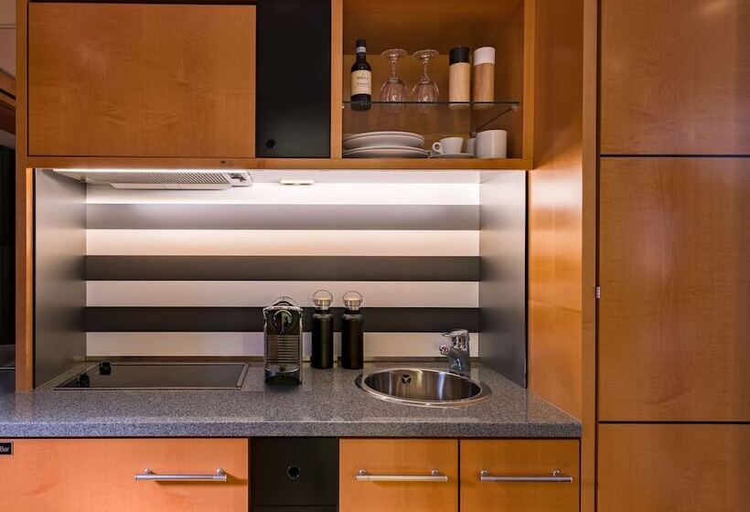 舒适三人间, The Madison Hotel Hamburg