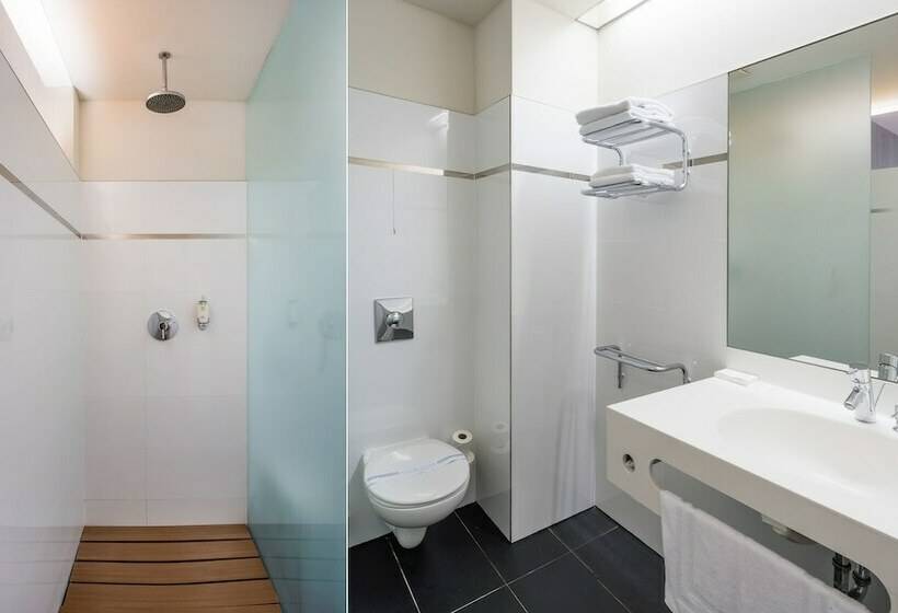 Quarto Superior, Three Crowns