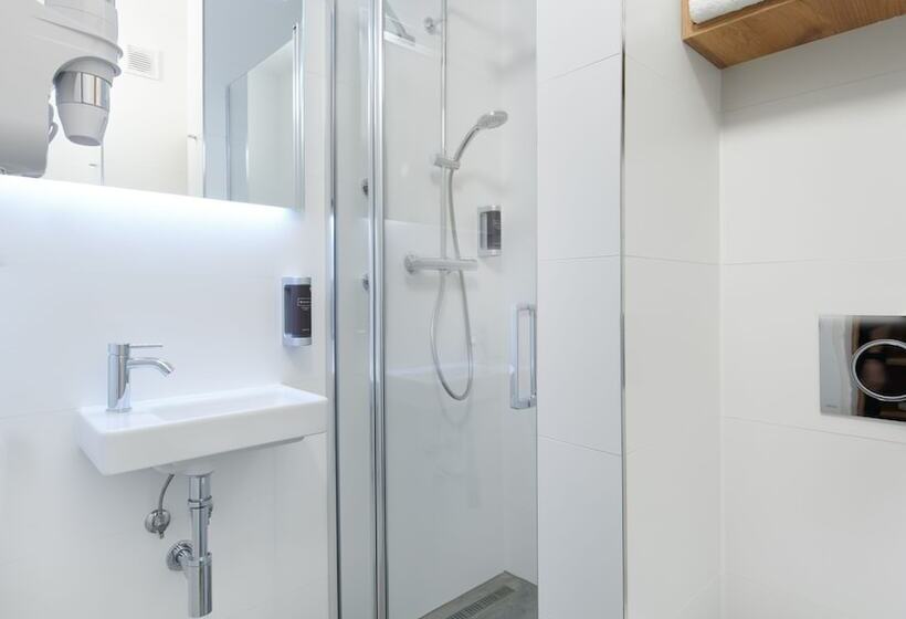 Номер Superior с Балконом, Wellness Hotel Svornost