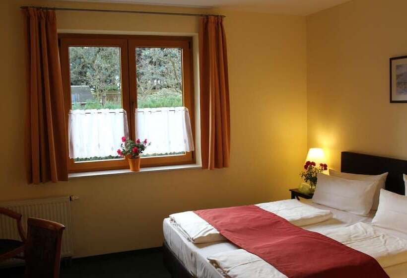 Номер Стандарт, Landhotel Dresden