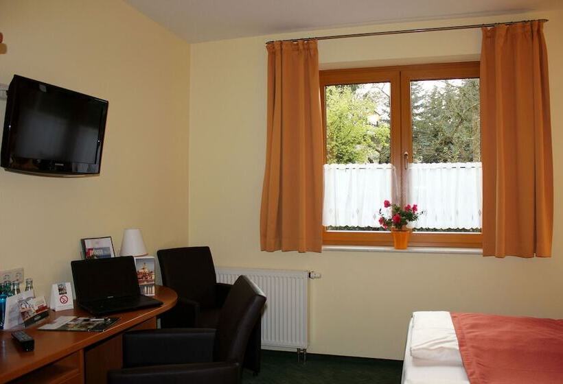 Номер Стандарт, Landhotel Dresden