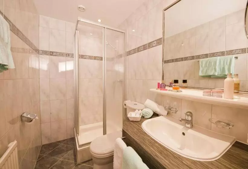 Quarto standard, Antony