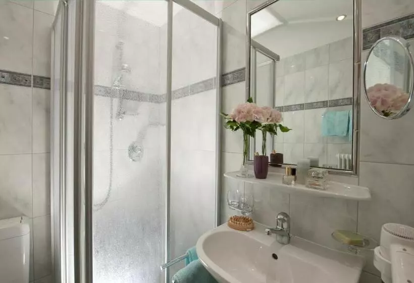 Quarto standard, Antony