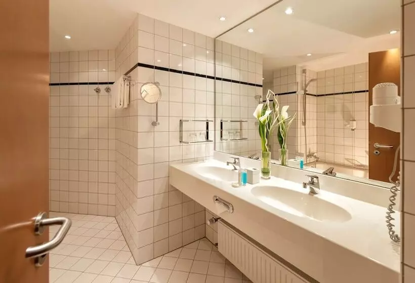 سوییت جونیور, Dorint Kongresshotel Düsseldorf/neuss