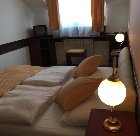 スタンダードシングルルーム, Gloria Budapest City Center