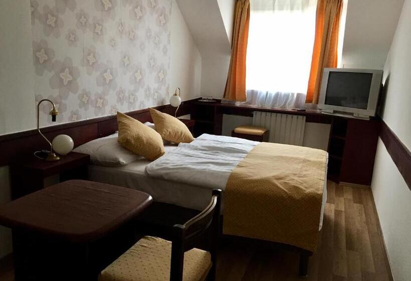 スタンダードシングルルーム, Gloria Budapest City Center