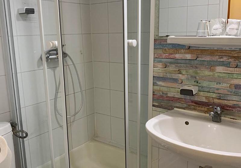 スタンダードルーム, Gloria Budapest City Center