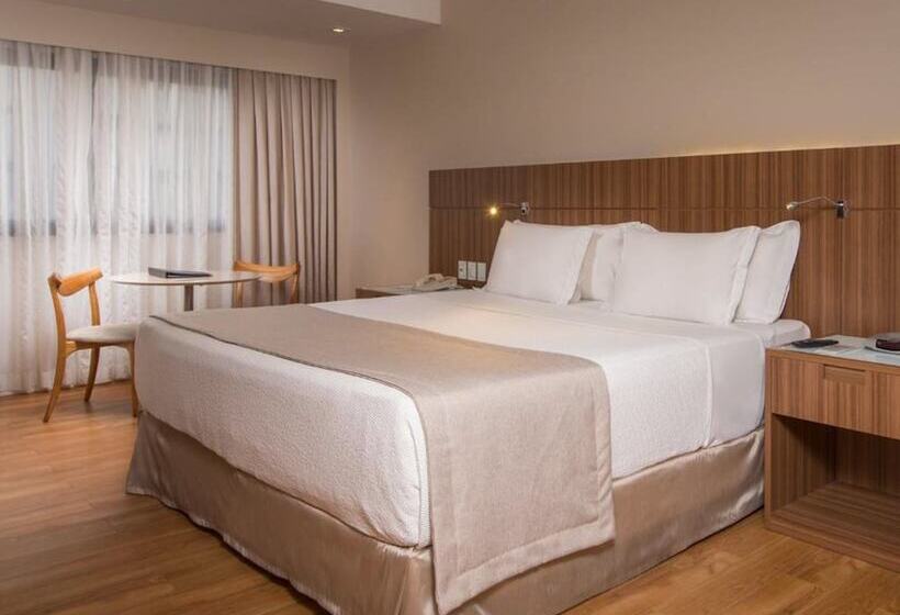 高级大房间, Gran Marquise