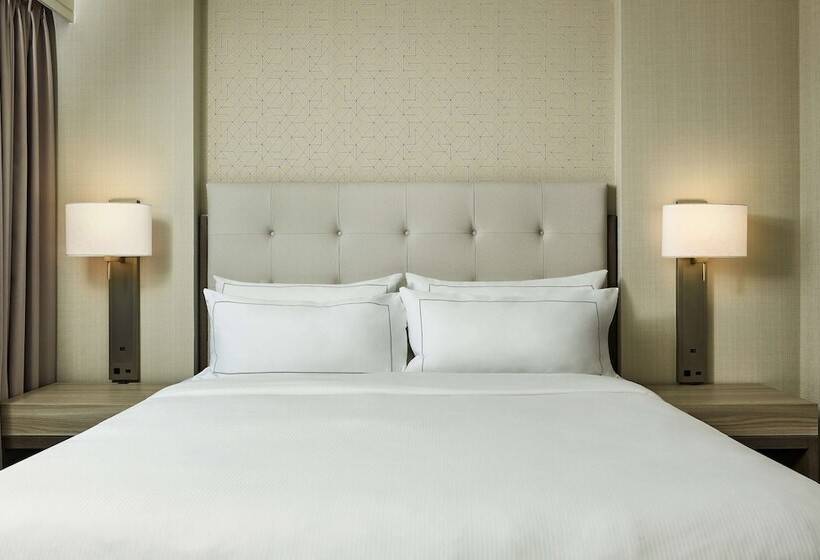 جناح رئاسى, Hilton Kansas City Country Club Plaza