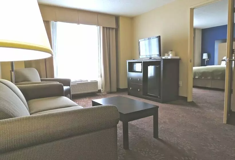 スイート, Holiday Inn Indianapolis North Carmel, An Ihg