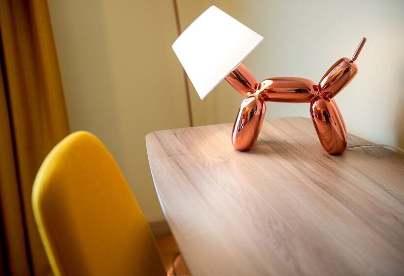 اتاق استاندارد, Holiday Inn Reims Centre, An Ihg