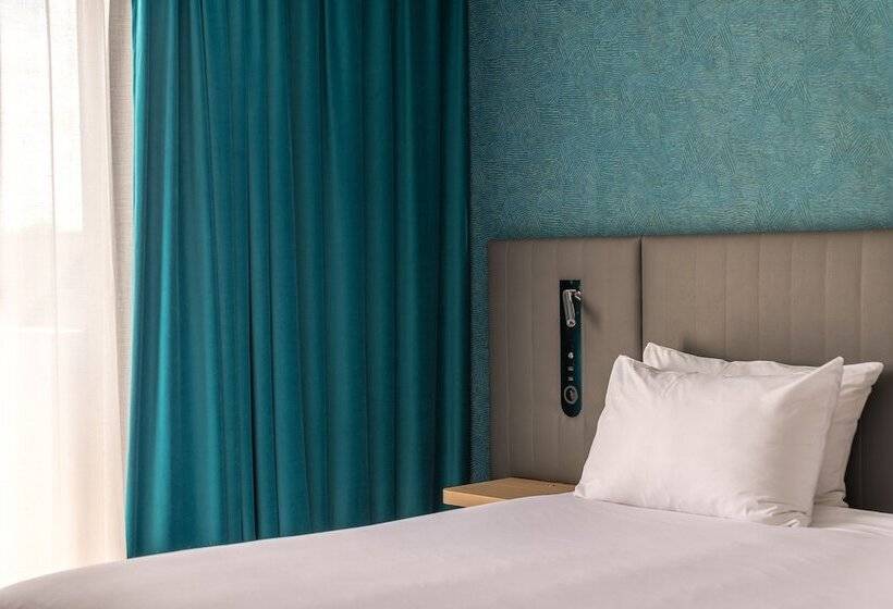 اتاق استاندارد, Holiday Inn Reims Centre, An Ihg