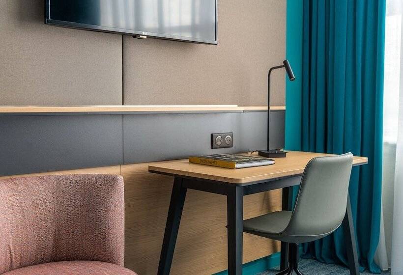 اتاق استاندارد با تخت دوبل, Holiday Inn Reims Centre, An Ihg