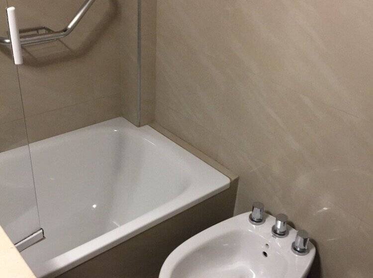 اتاق استاندارد, Napoleon