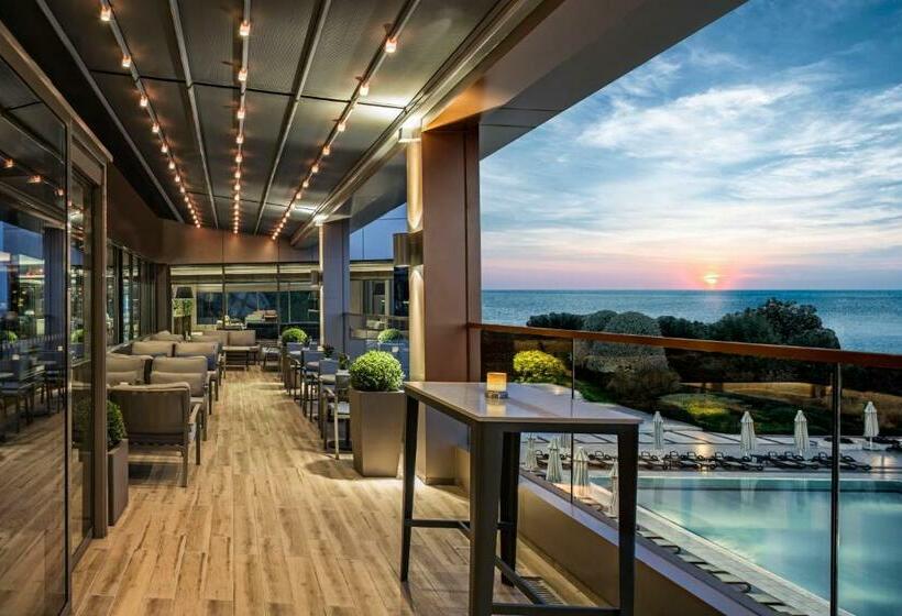 キングサイズベッドのデラックスルーム, Renaissance Polat Istanbul