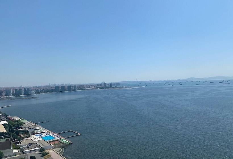 クラブスイート, Renaissance Polat Istanbul