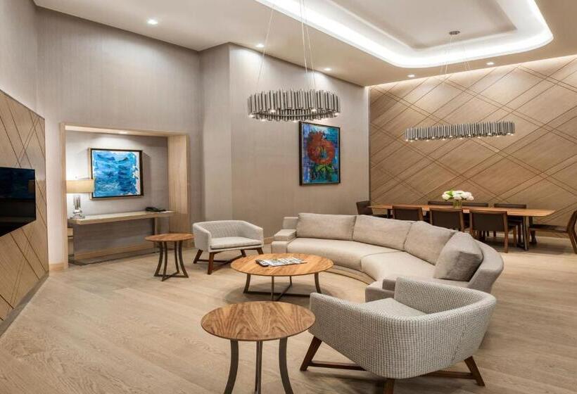 クラブスイート, Renaissance Polat Istanbul