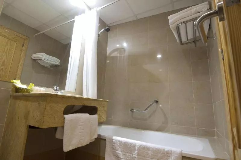 Club Room King Bed, Sheraton Sao Paulo Wtc