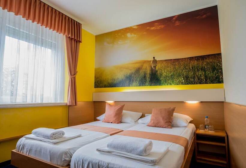 اتاق استاندارد, Tabor Maribor