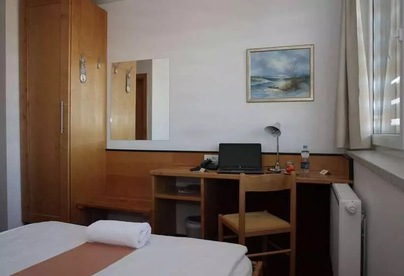 ファミリールーム, Tabor Maribor
