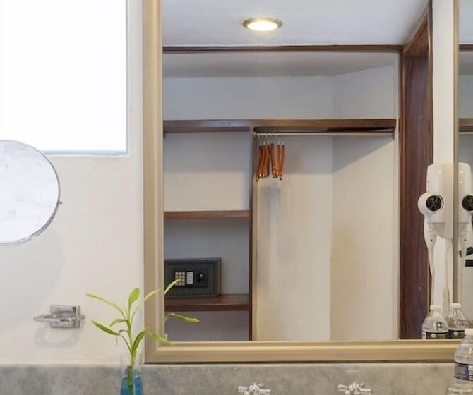 اتاق سوپریور با بالکن, Vamar Vallarta Marina & Beach Resort