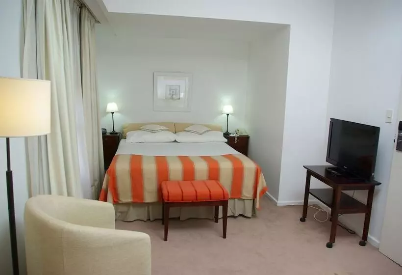 استودیوی استاندارد, Loi Flats Buenos Aires