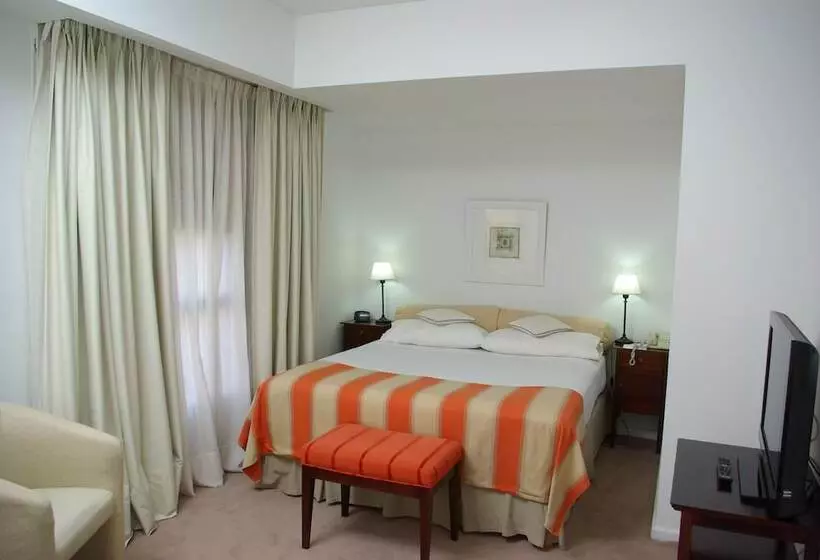 استودیوی استاندارد, Loi Flats Buenos Aires