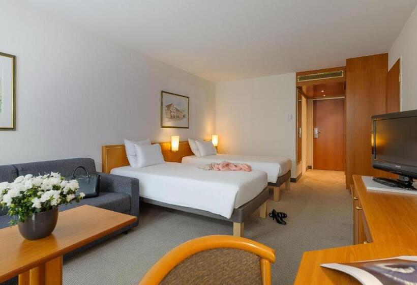 Номер Стандарт, Novotel Freiburg Am Konzerthaus