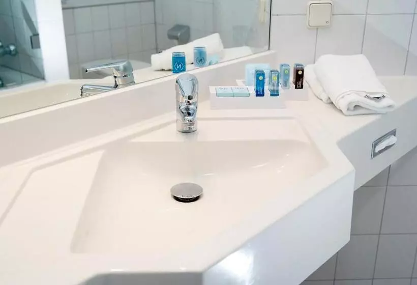 スーペリアールーム, Novotel Freiburg Am Konzerthaus