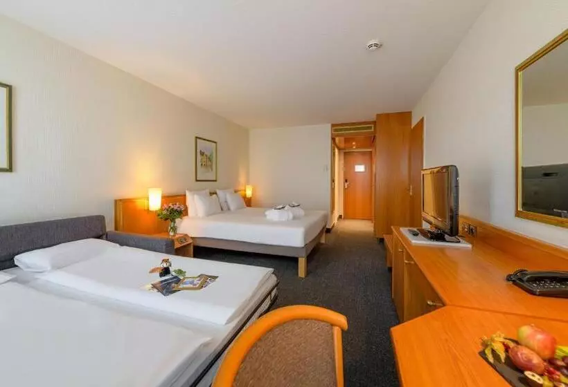 スーペリアールーム, Novotel Freiburg Am Konzerthaus