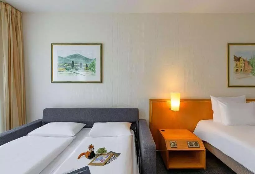 スーペリアールーム, Novotel Freiburg Am Konzerthaus