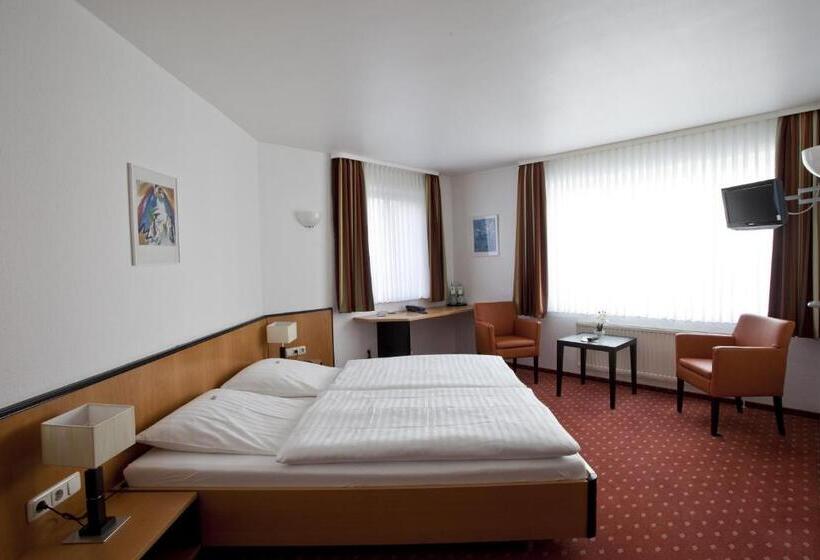 غرفة قياسية, Am Braunen Hirsch