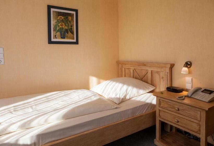 스탠다드 싱글 룸, Backenkohler