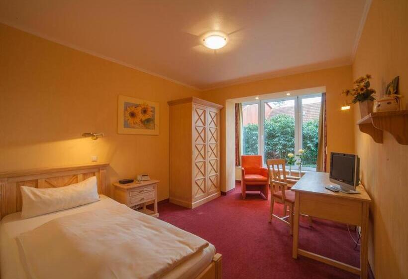 컴포트 싱글 룸, Backenkohler