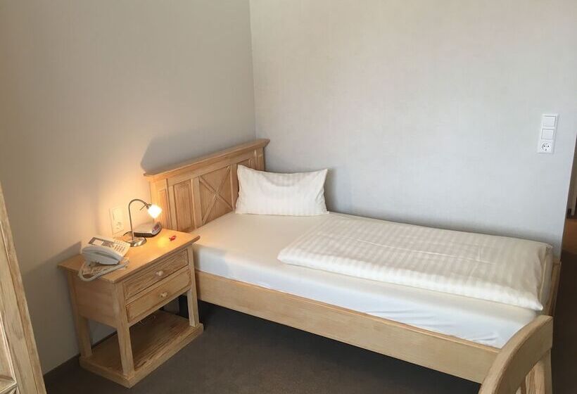 스탠다드 싱글 룸, Backenkohler