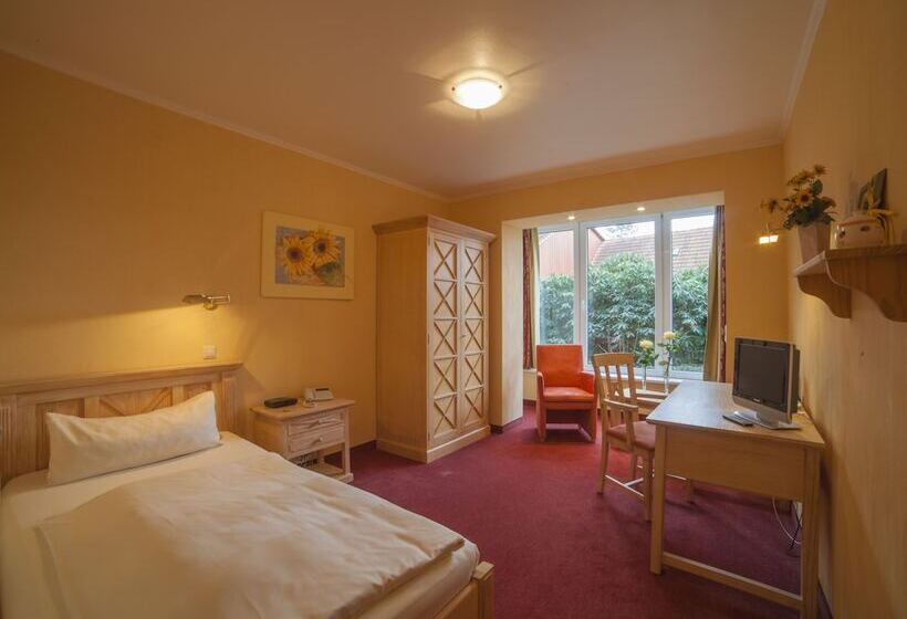 컴포트 싱글 룸, Backenkohler