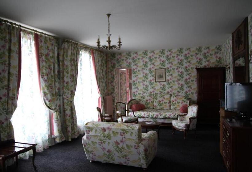 Люкс с Террасой, Chateau Des Bondons Ei