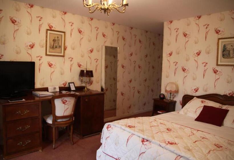 Номер Стандарт с Террасой, Chateau Des Bondons Ei