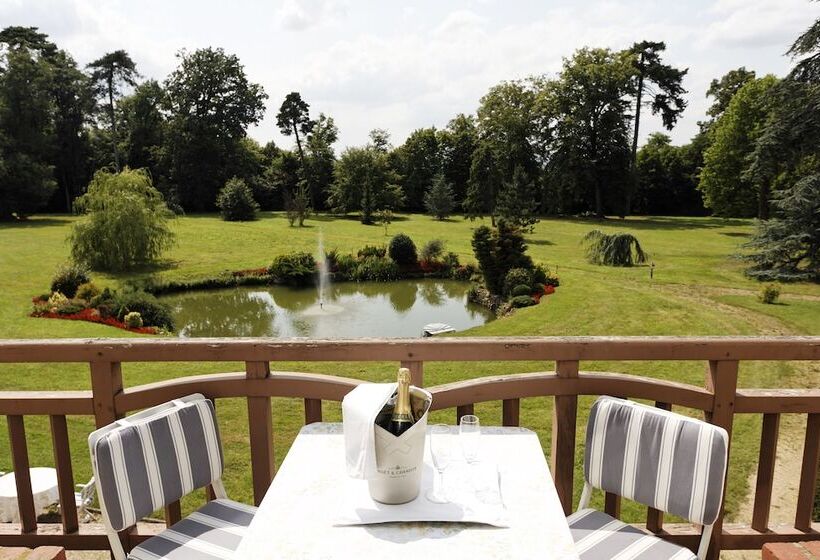 جناح جونيور, Chateau Des Bondons Ei