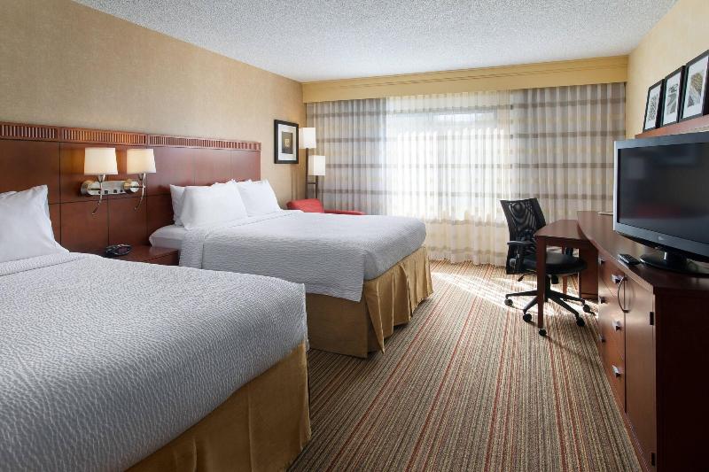 Номер Стандарт, Courtyard Sacramento Airport Natomas