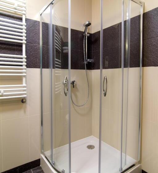 スタンダードルーム, Dedal