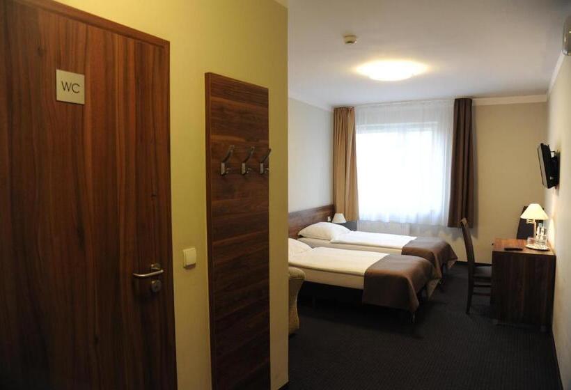 スタンダードルーム, Dedal