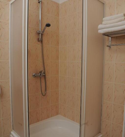 エコノミーシングルルーム, Dedal