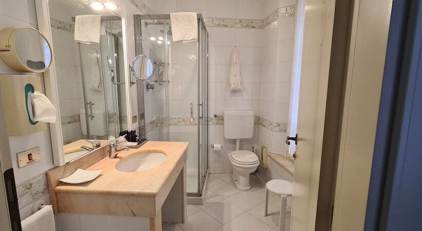 اتاق کلاسیک, Duchessa Isabella Collection By Uappala Hotels