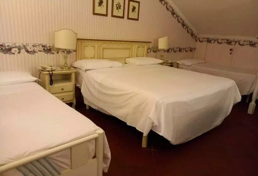 اتاق کلاسیک چهارنفره, Duchessa Isabella Collection By Uappala Hotels